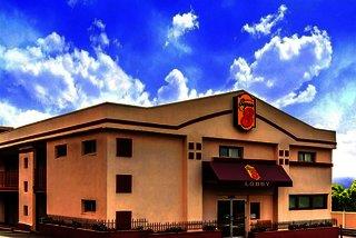 Super 8 North Bergen NJ/NYC Area