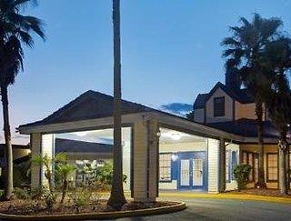 Days Inn by Wyndham Kissimmee FL