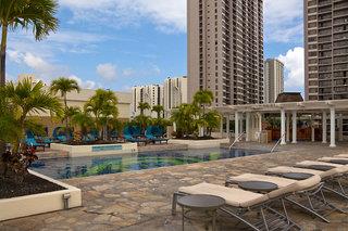 Hilton Waikiki Beach